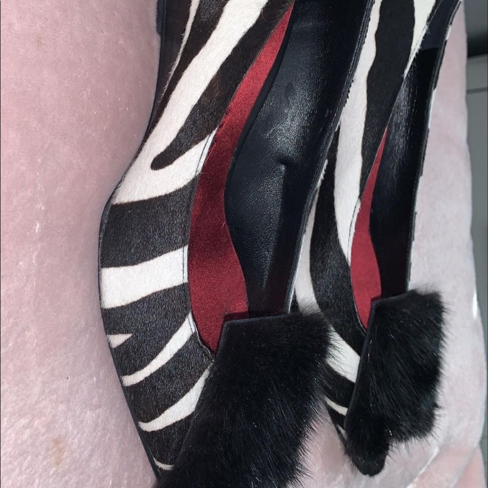 Shoes - Picture 2 of 4